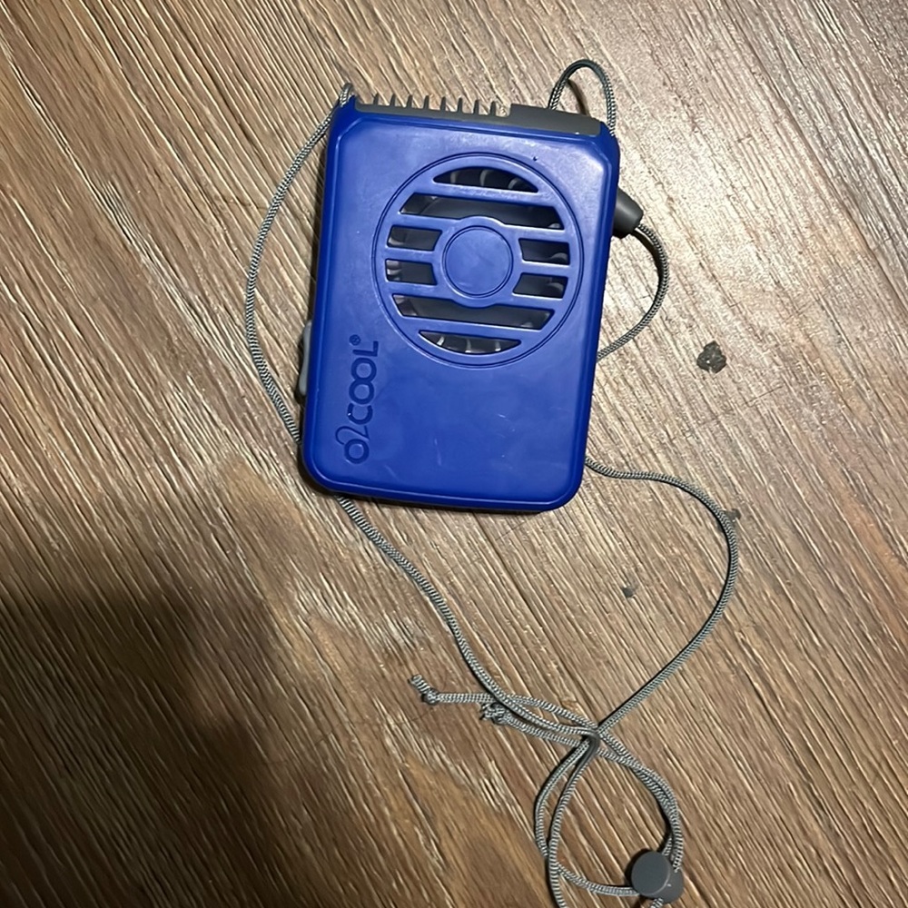 O2 cool portable fan